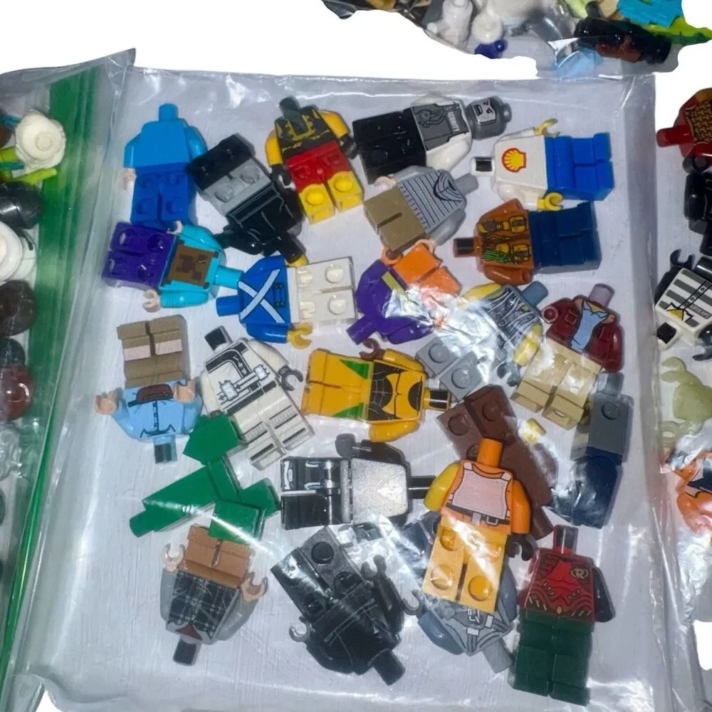 Huge Lot Of Incomplete LEGO MiniFigures + Accessories